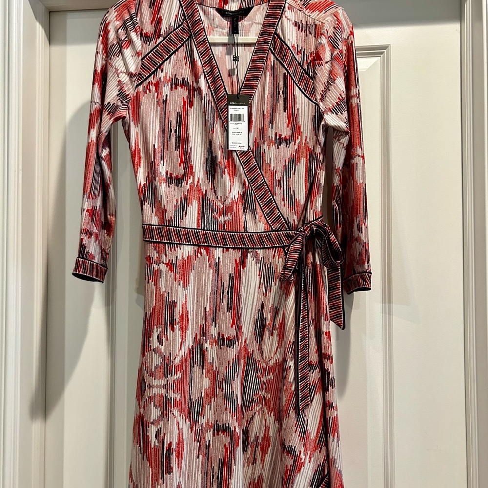 BCBGMaxAzria Red and White Patterned Above Knee Dress